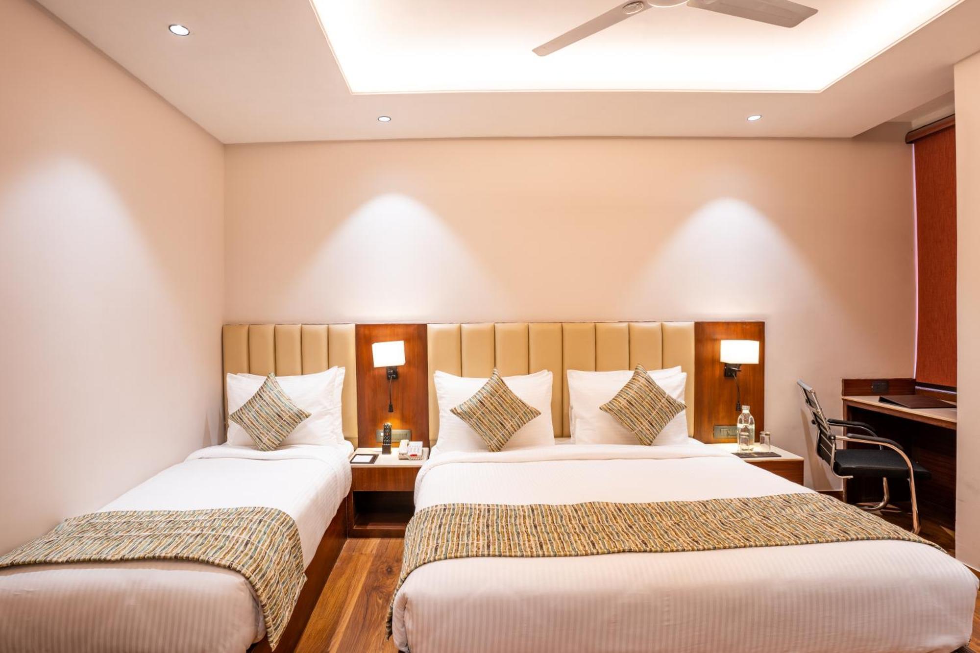 Regenta Place Raaj Agra, Tajganj 아그라 외부 사진